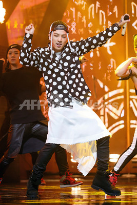 Bigbang Sol ソロで音楽番組に出演 写真6枚 ファッション ニュースならmode Press Powered By Afpbb News