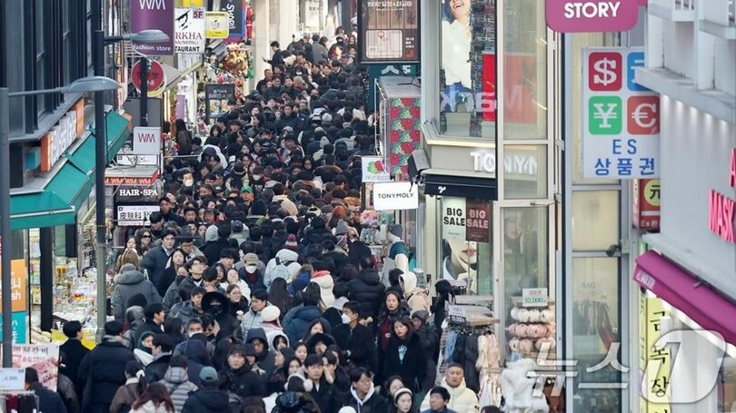 ソウル明洞(c)news1