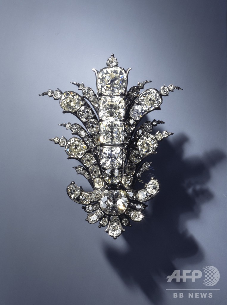 独宝物館で「戦後最大」の盗難事件 貴重な宝飾品奪われる