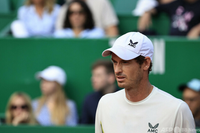 マレー、マドリードOP初戦敗退 全仏出場には意欲