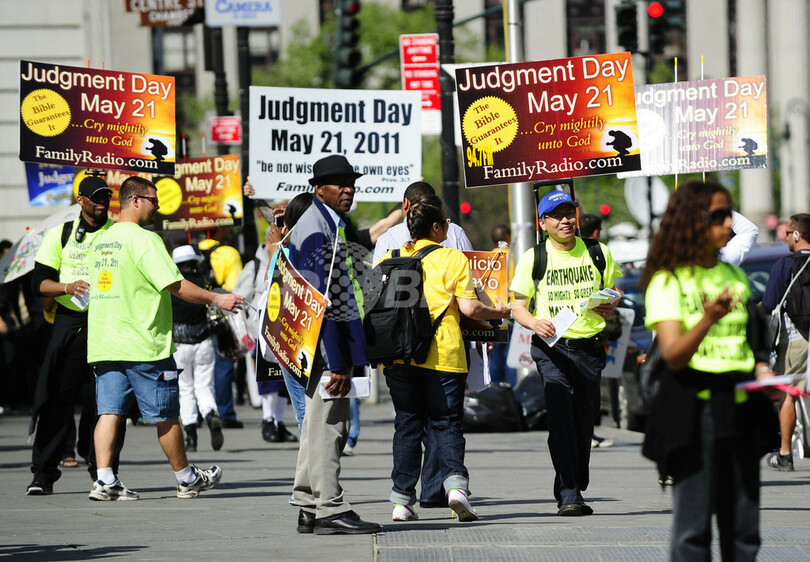 「世界滅亡の日は10月に延期」、米伝道師が釈明