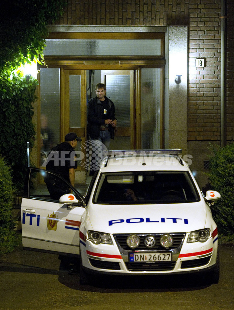 ノルウェーで爆発と銃撃、ノルウェー人容疑者を逮捕