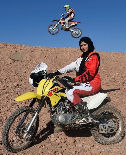 モロッコで増える女性バイカーたち 写真30枚 国際ニュース Afpbb News