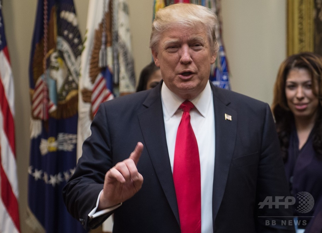 トランプ氏のツイートで株自動取引、米企業がAIプログラム開発 トランプ氏のツイートで株自動取引、米企業がAIプログラム開発