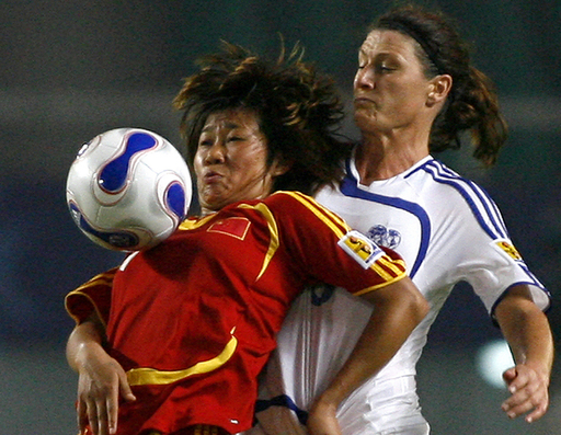 女子サッカー07W杯・記念試合＞女子中国代表 女子世界選抜に競り勝つ - 中国 写真9枚 国際ニュース：AFPBB News