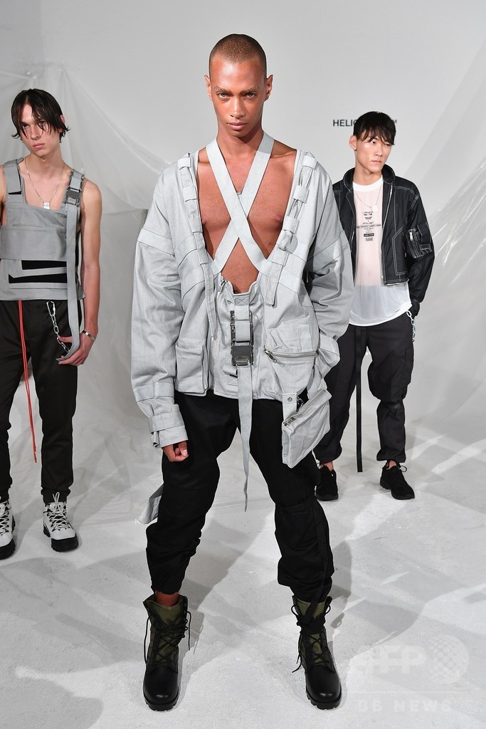 「ヘリオット エミル」18年春夏