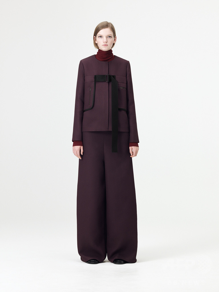 「COS」2016 年秋冬ウィメンズ＆メンズコレクション