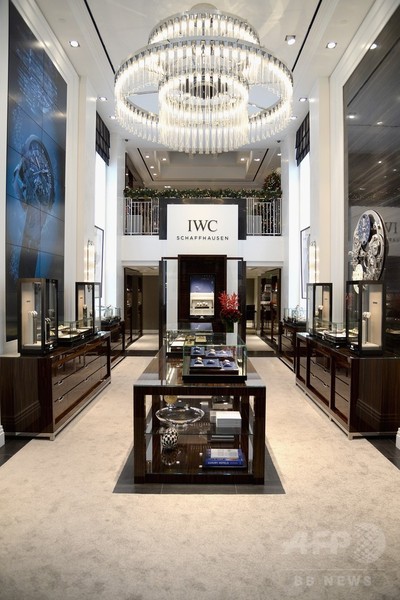IWC、ビバリーヒルズに旗艦店オープン