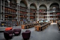 改修を終えた仏パリのフランス国立図書館が公開した読書室（2022年9月5日撮影）。(c)STEPHANE DE SAKUTIN / AFP