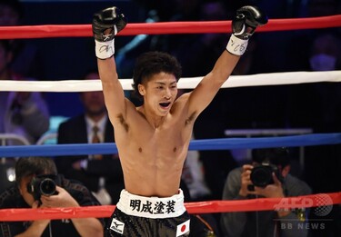 怪物」井上、2回TKOでタイトル初防衛に成功 写真7枚 国際ニュース