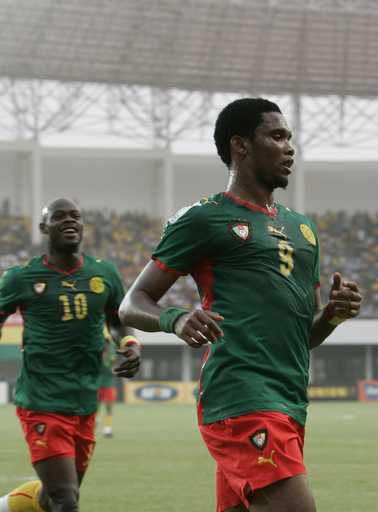 カメルーン 最多得点記録を更新したエトーの活躍で8強入り