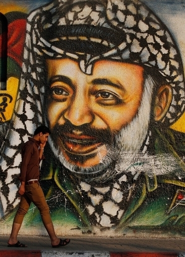 アラファト財団、「毒殺証明に追加証拠は不要」