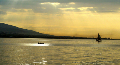 ハイチ移民船の転覆事故の犠牲者は54人に - ハイチ