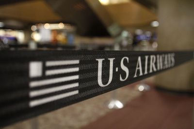 苦情ツイートへの返答にわいせつ画像、USエアウェイズが謝罪