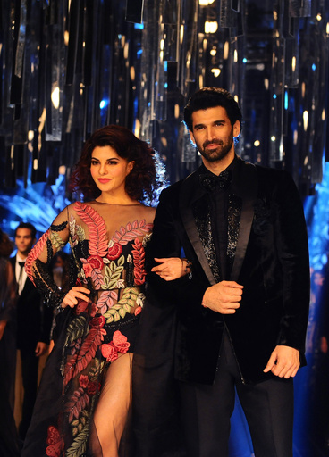 ＜17年秋冬ラクメ・ファッション・ウィーク＞「マニッシュ・マルホトラ」新作