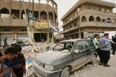 イラク議会選の事前投票始まる、自爆攻撃相次ぎ14人死亡