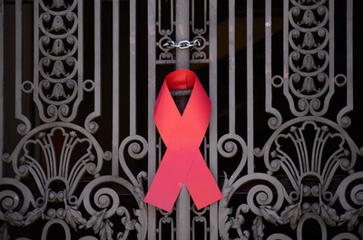 HIV新規感染、2000年比で35%減 国連、さらなる投資呼びかけ
