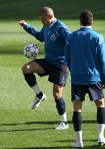 ＜サッカー 欧州チャンピオンズリーグ＞FCポルト チェルシー戦に向けて最終調整 - ポルトガル