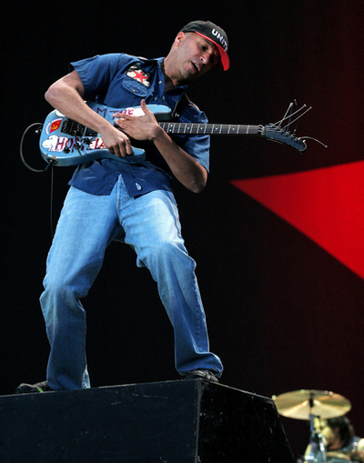 米大物ロックバンド、グアンタナモ尋問での音楽使用に激怒