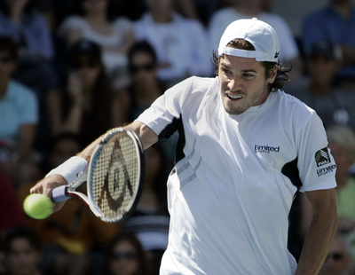 ハース グロージャンに競り勝ち全米4回戦進出