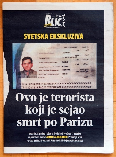 パリ自爆現場のシリア旅券は偽造か、セルビアでも発見