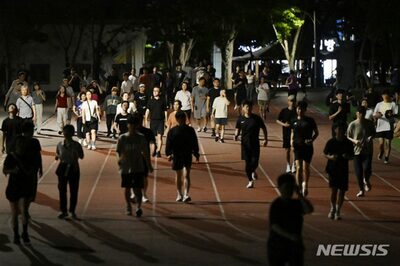 秋の訪れとともに増加する「ランニングクルー」…ソウルの総合運動場で導入された「走り」の規則