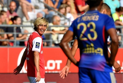 伊東純也が仏移籍後初ゴール、PSGはモナコとドローで4連勝逃す