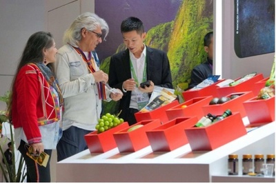 世界各国と発展の機会を共有・中国