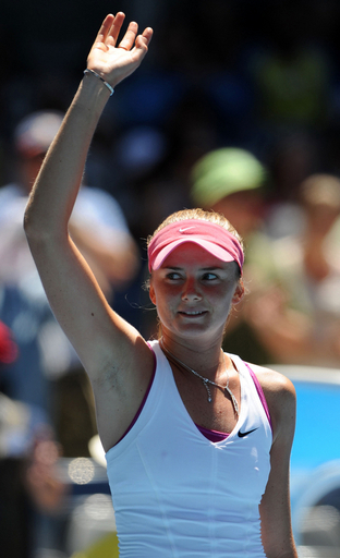 ハンチュコワ コルネをストレートで降し3回戦進出