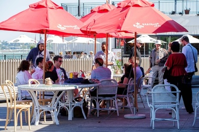 早期厳格ロックダウンのNZ、コロナ不況から脱出 7～9月GDP14％増