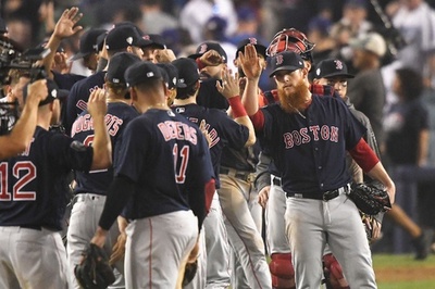 レッドソックスがWS制覇に王手、終盤の攻勢で一気に逆転