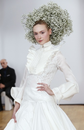 ＜14年春夏パリ・オートクチュール＞ジュリアン・フルニー