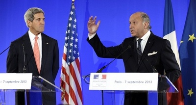 「シリア軍事介入への支持は拡大している」、米仏外相