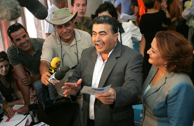 イスラエル労働党の党首予備選、現党首ペレツ国防相の敗北確定