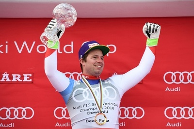 フォイツが男子滑降で種目別優勝、アルペンW杯