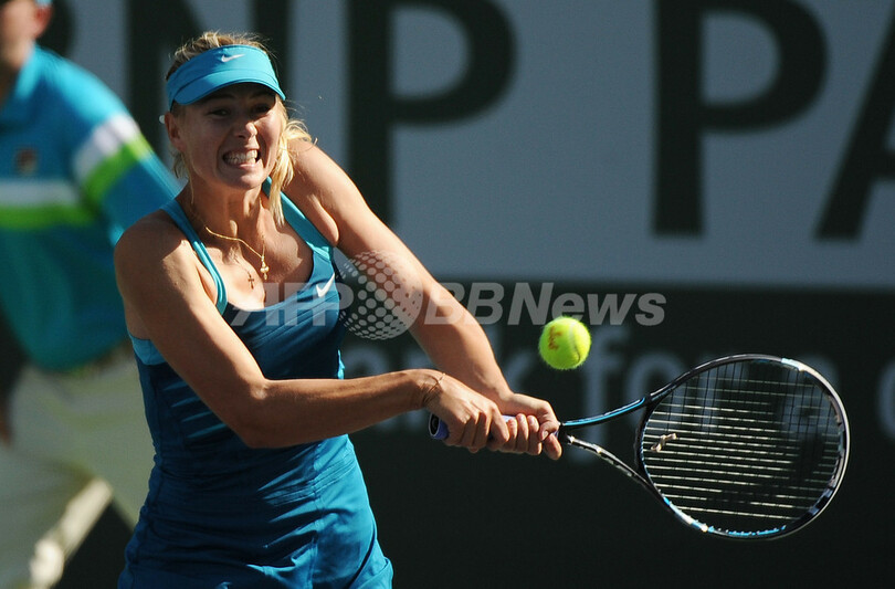 シャラポワら準々決勝進出、ボズニアツキが敗退 BNPパリバ・オープン