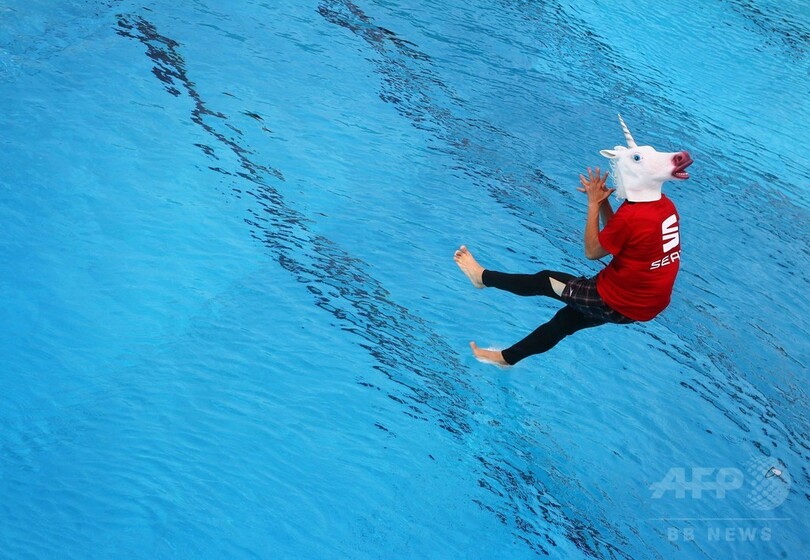 水しぶきをあげる飛び込み競技 ドイツで世界大会 写真7枚 国際ニュース Afpbb News