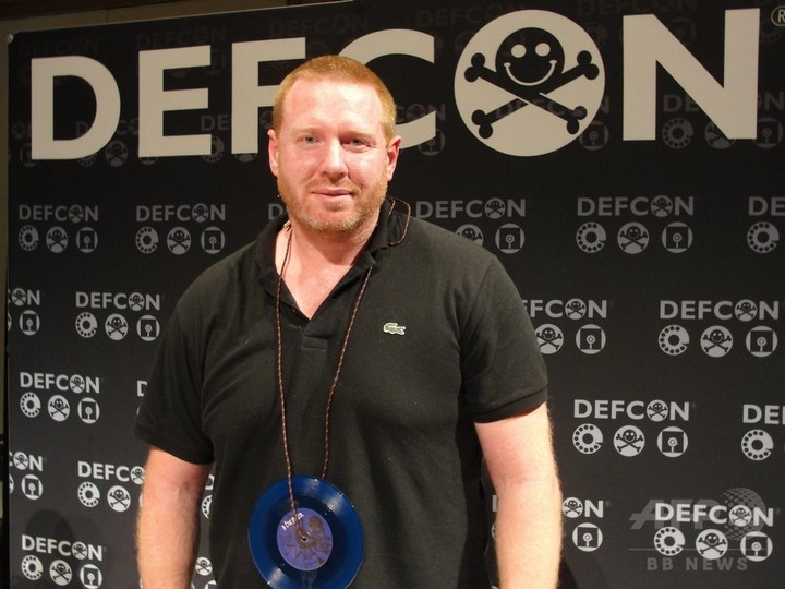 なりすましで他人を「死亡」したことに、ハッカー会議で警告 なりすましで他人を「死亡」したことに、ハッカー会議で警告