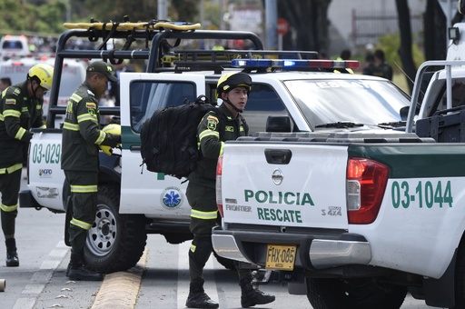 警察　首都 コロンビア首都で警察学校爆破、21人死亡68人負傷 写真12枚 国際