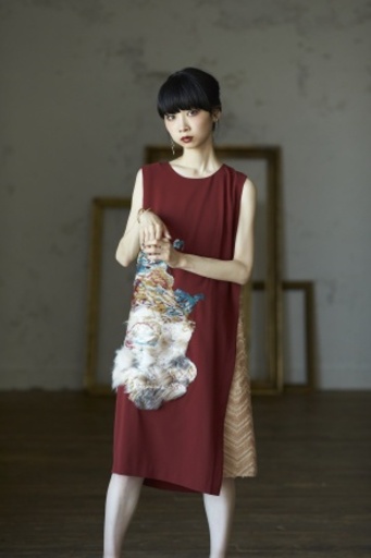 VIVIENNE TAM 高山夏希コラボワンピース 定価64900ワンピース News