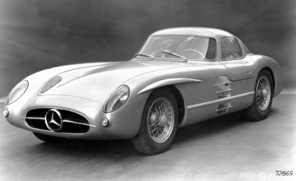 ベンツ希少車「300SLR」、182億円で落札 史上最高額 写真6枚 国際ニュース：AFPBB News