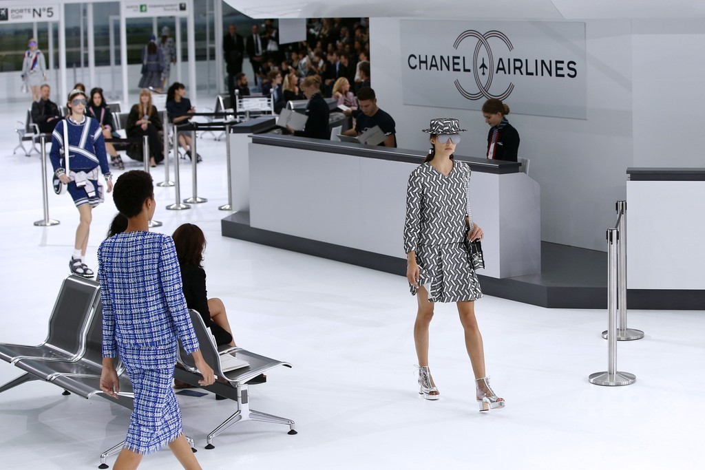 「シャネル」16年春夏コレクション