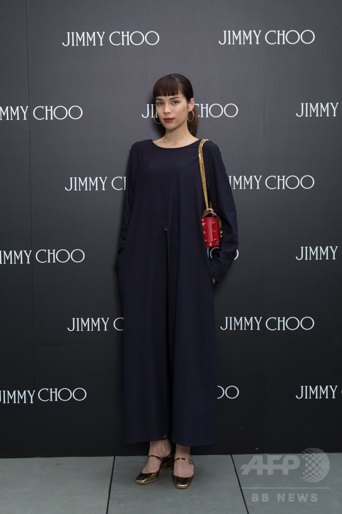 「ジミー チュウ」20周年パーティに滝沢眞規子ら出席