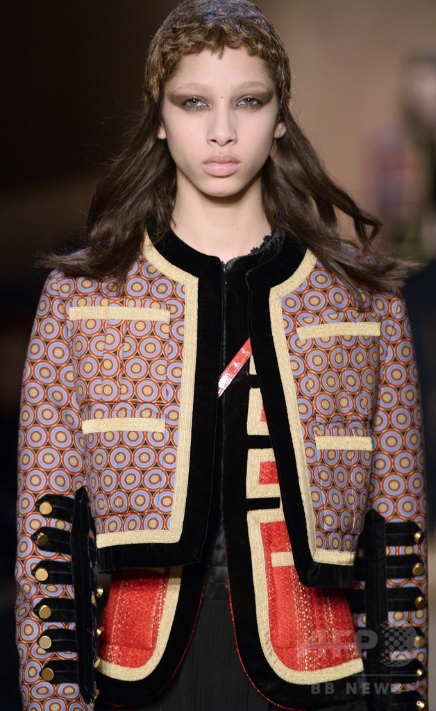 「ジバンシィ」16/17年秋冬