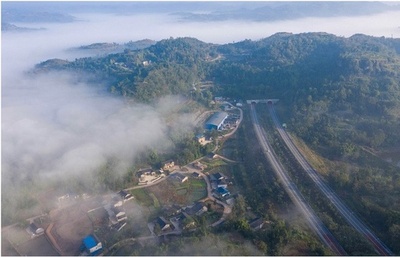 高速道路の拡張・改修を加速する 中国