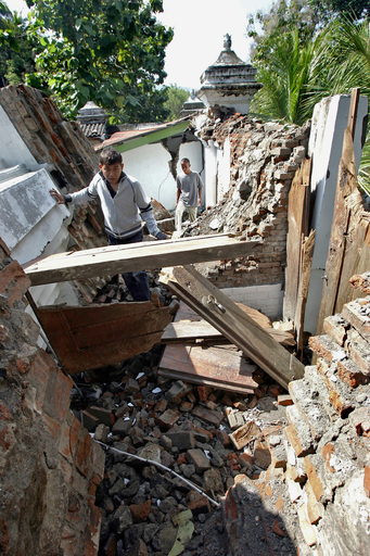 ＜ジャワ島中部地震＞死者5400人以上、国連が緊急支援を呼び掛け - インドネシア