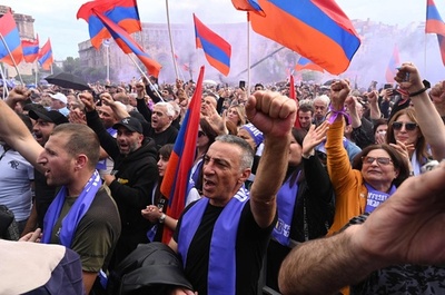 アゼルに4集落返還、反対派が連日抗議 アルメニア