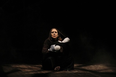 IS支配下のイラクで奴隷に、ヤジディー女性らの運命描く劇 イラク