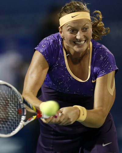 クヴィトバがラドワンスカ下し準決勝へ、ドバイ・テニス選手権