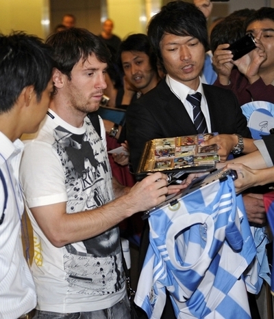メッシ、アルゼンチン代表で来日